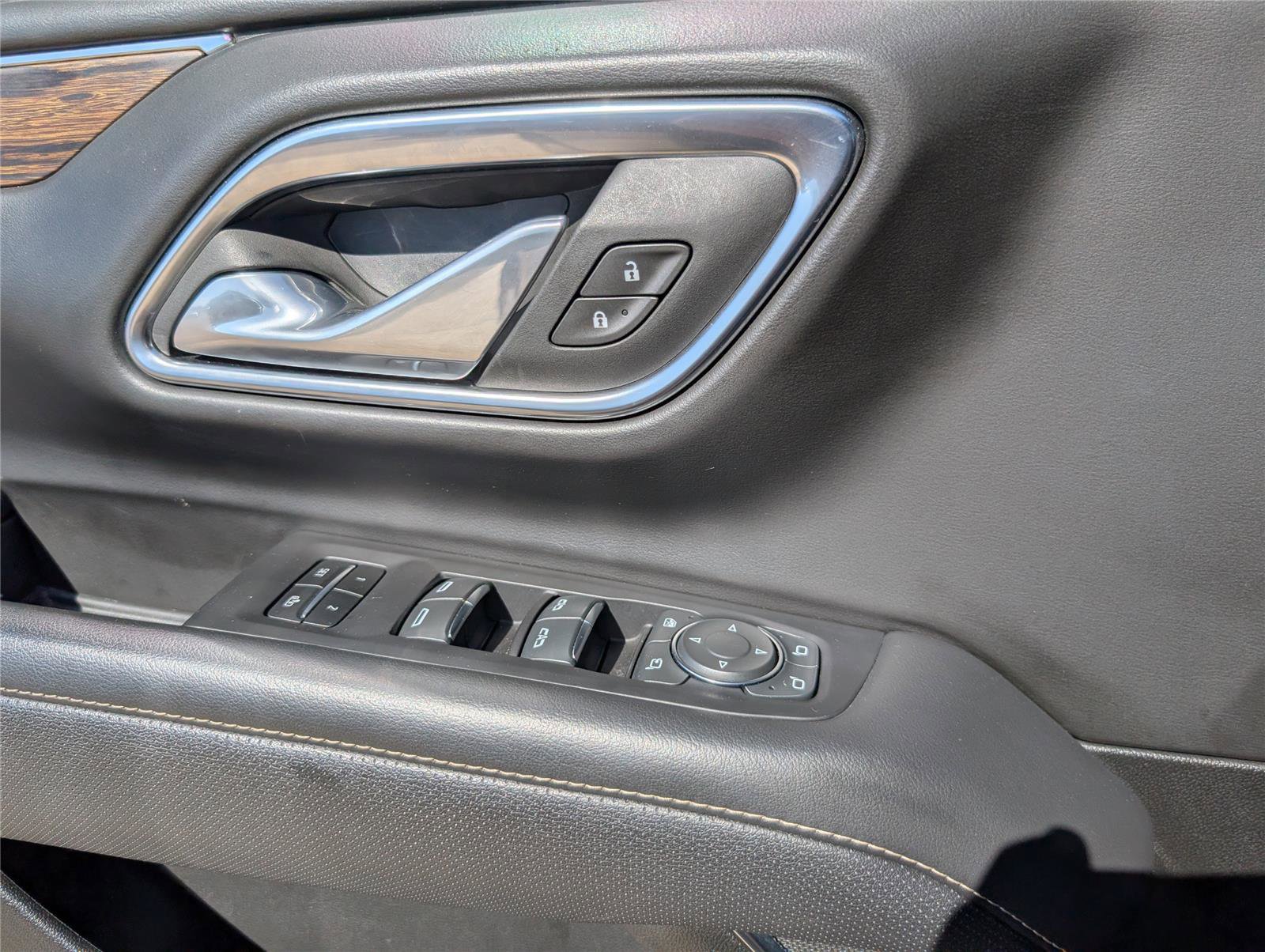 Used 2024 Chevrolet Tahoe Premier image 34