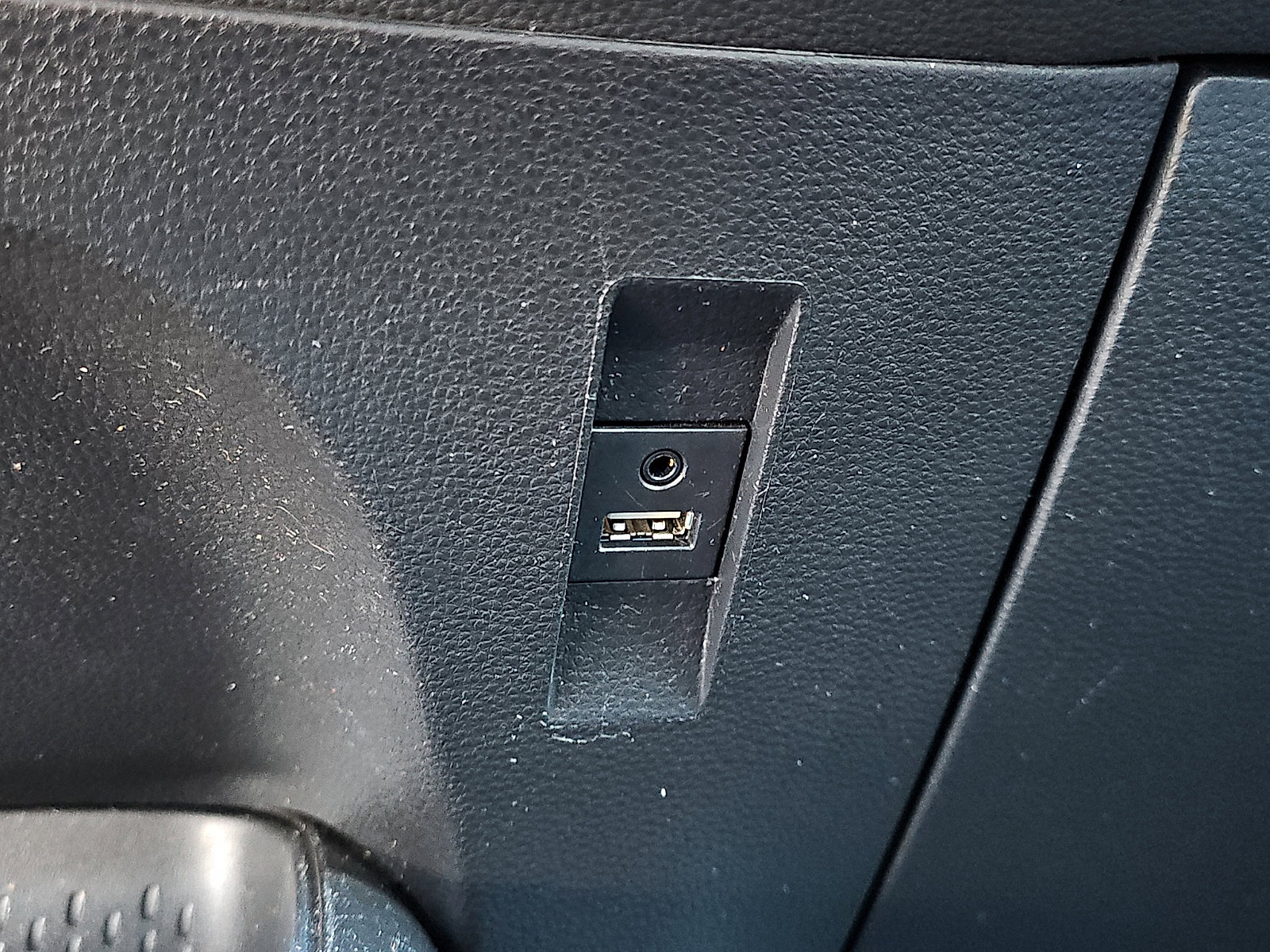 Used 2020 Toyota Corolla SE FWD image 24