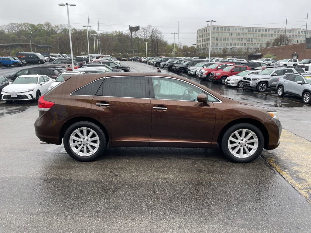 Used 2012 Toyota Venza XLE w/ XLE Premium Pkg AWD/4WD image 7