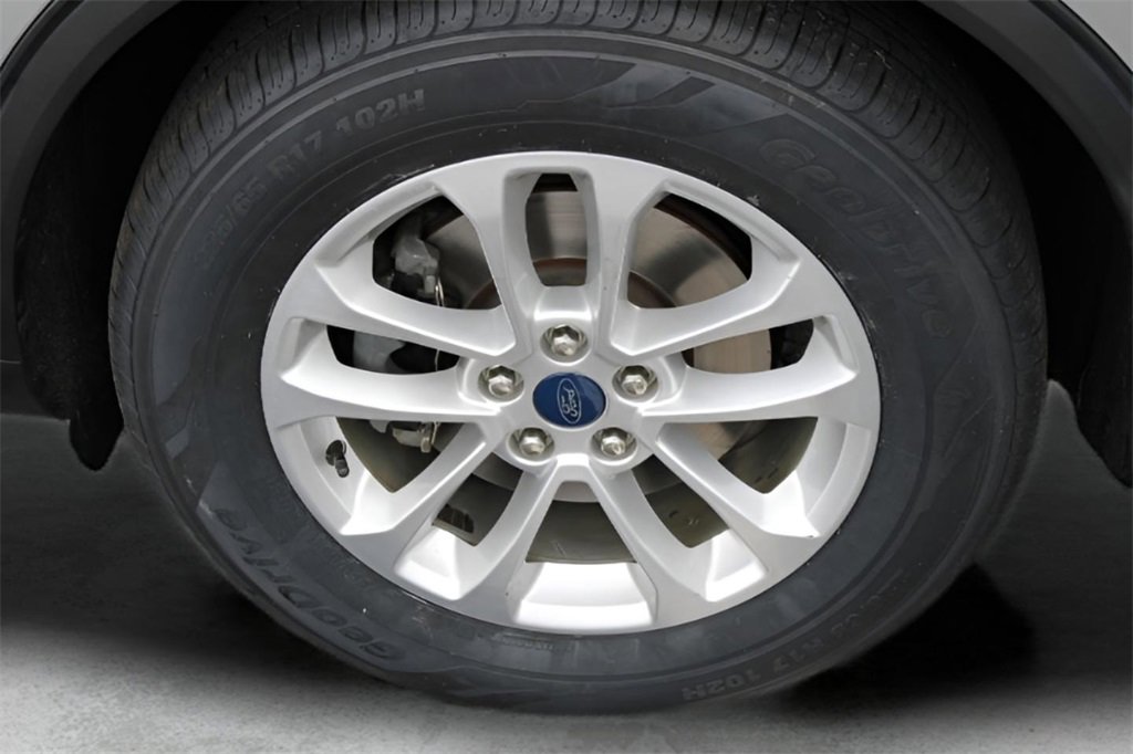 Used 2020 Ford Escape SE image 27