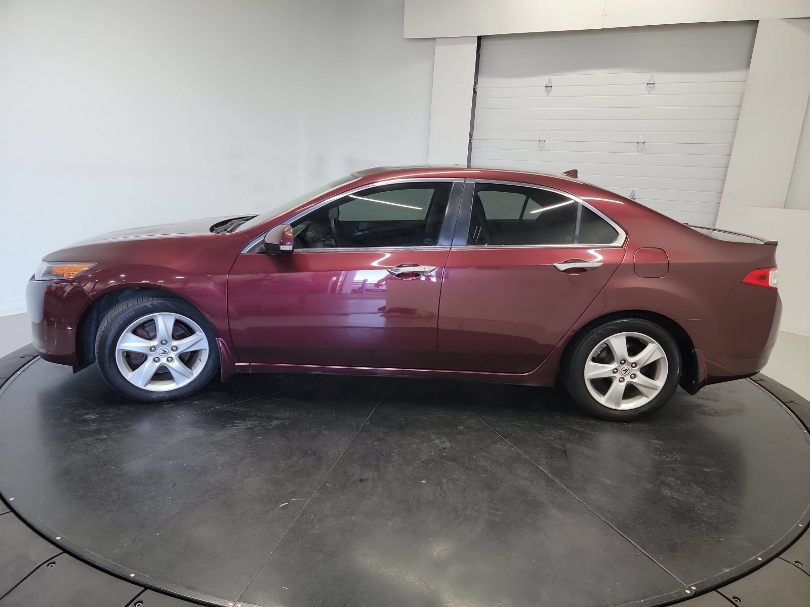 Used 2010 Acura TSX Sedan FWD image 4