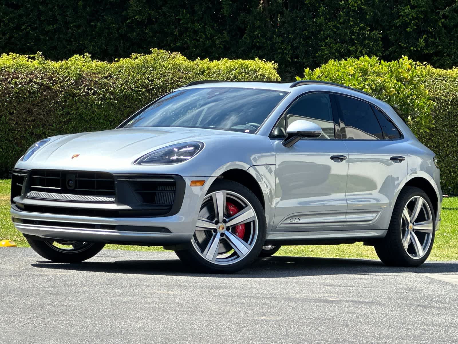 New 2026 Porsche Macan GTS AWD/4WD image 1