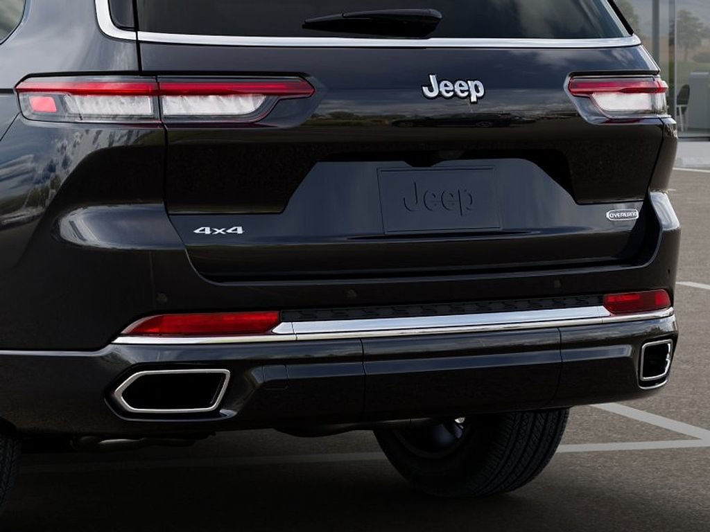 New 2025 Jeep Grand Cherokee L Overland w/ Advanced Protech Group III AWD/4WD image 13