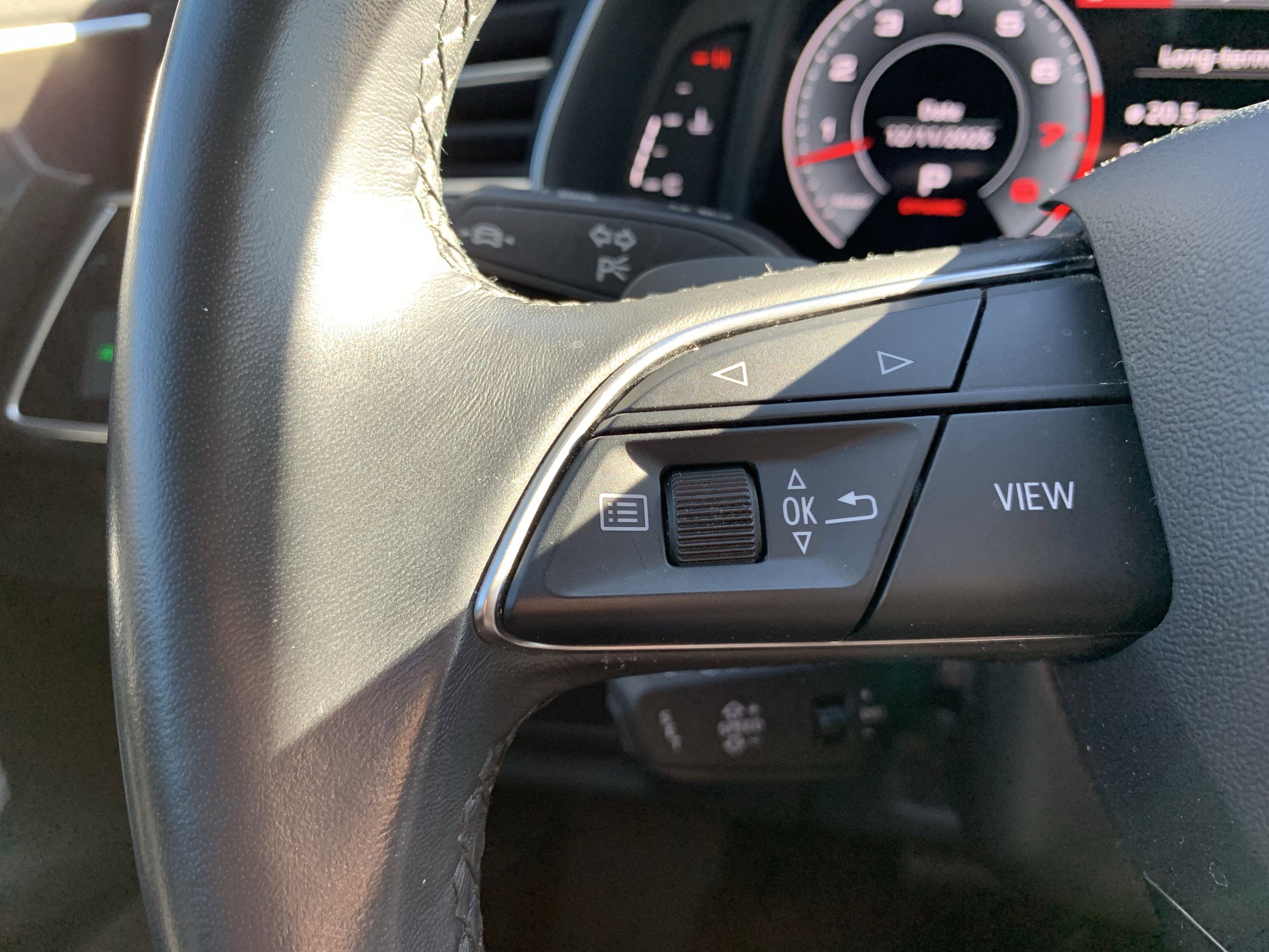 Used 2022 Audi Q7 Premium Plus image 19