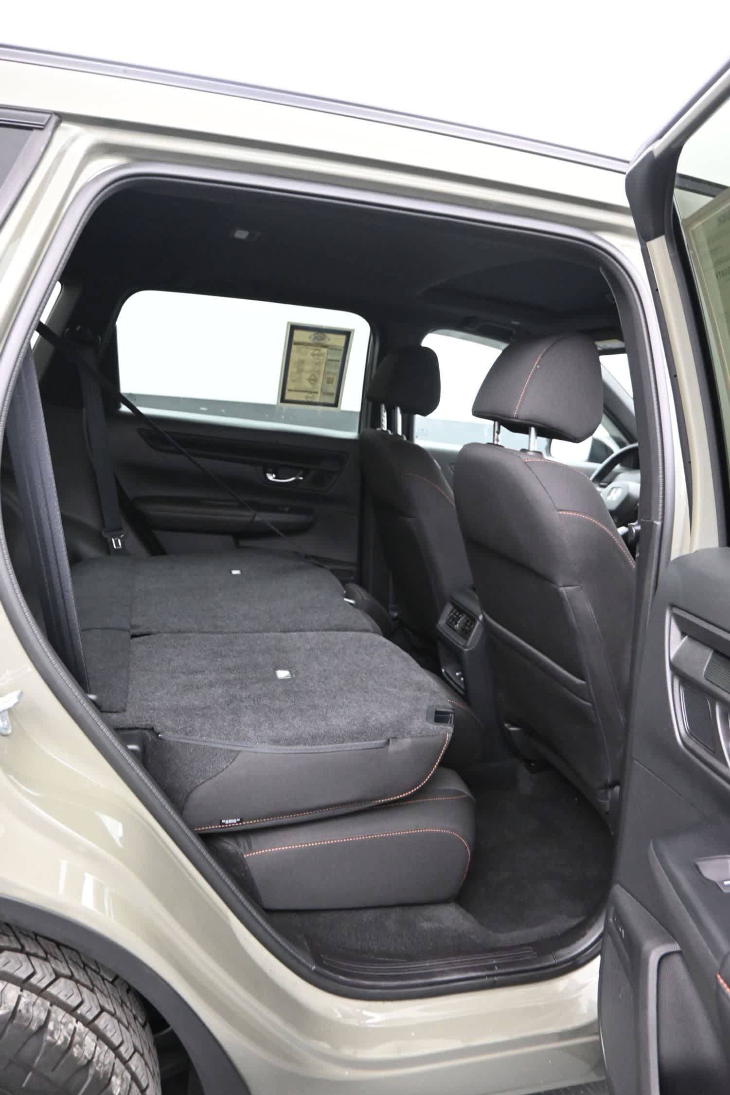 Used 2026 Honda CR-V TrailSport image 12