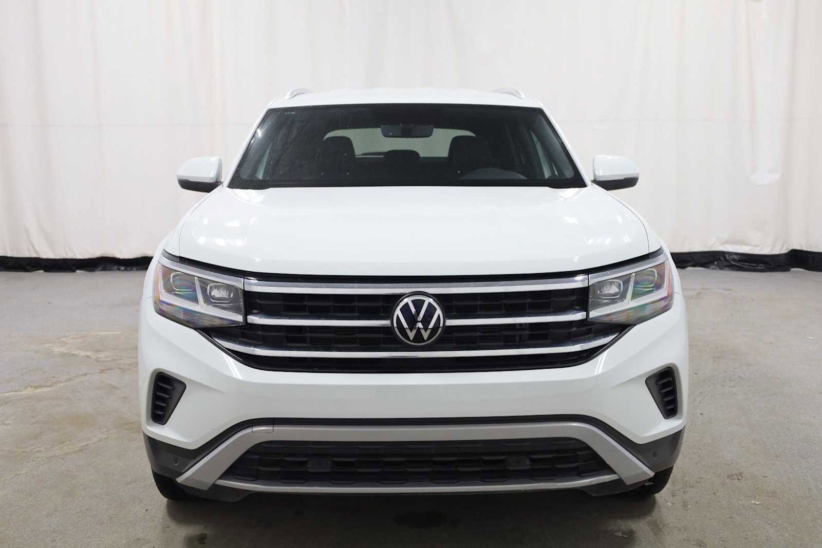 Used 2023 Volkswagen Atlas Cross Sport SE image 14