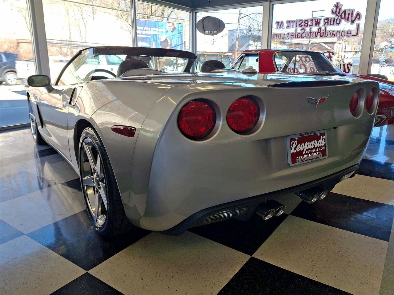 Used 2005 Chevrolet Corvette Convertible w/ Preferred Equipment Group image 4