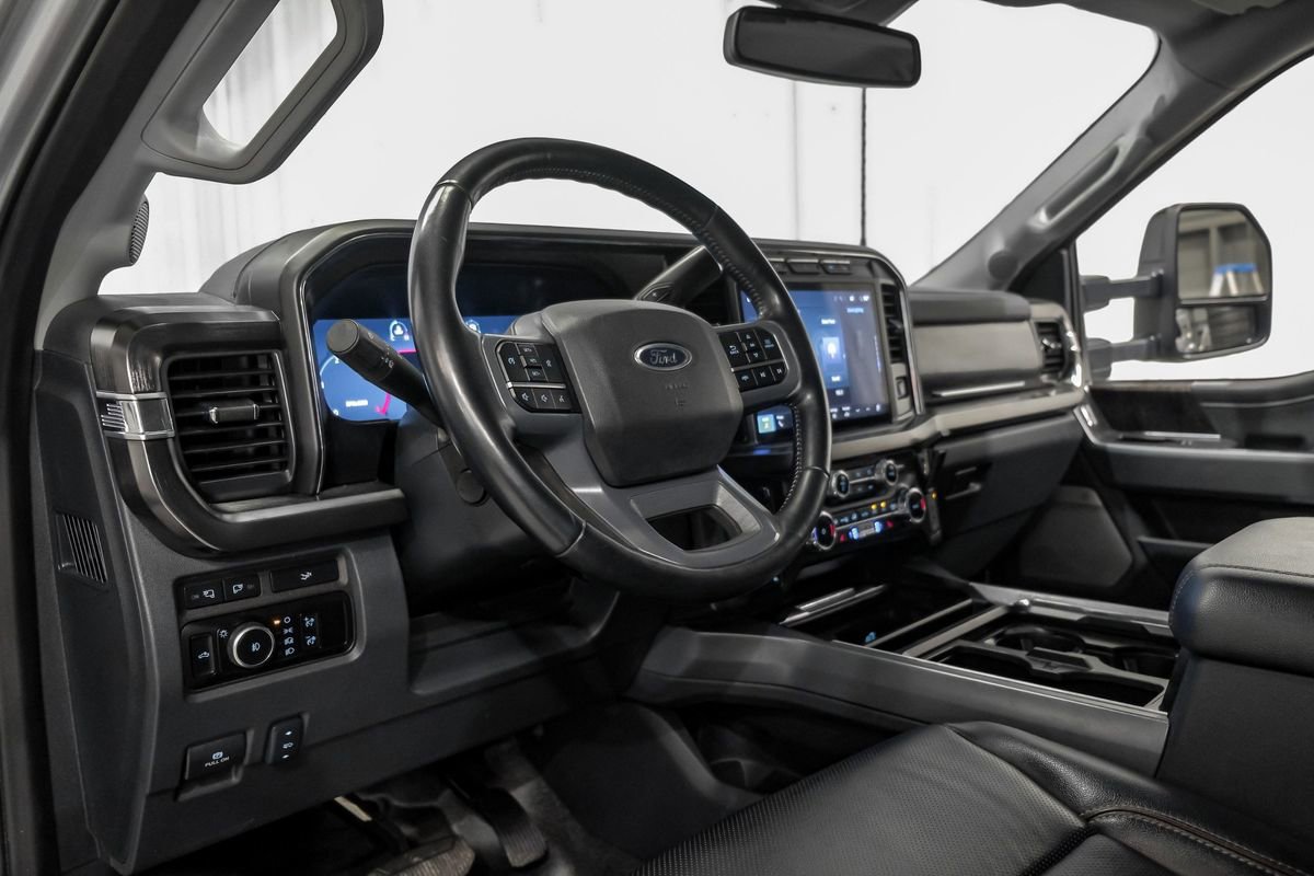 Used 2024 Ford F350 Lariat AWD/4WD image 14