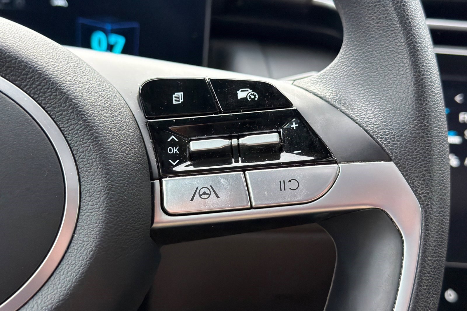 Used 2024 Hyundai Santa Cruz SEL w/ Activity Package image 30