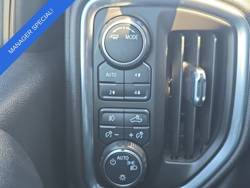 Used 2021 Chevrolet Silverado 1500 RST AWD/4WD image 25