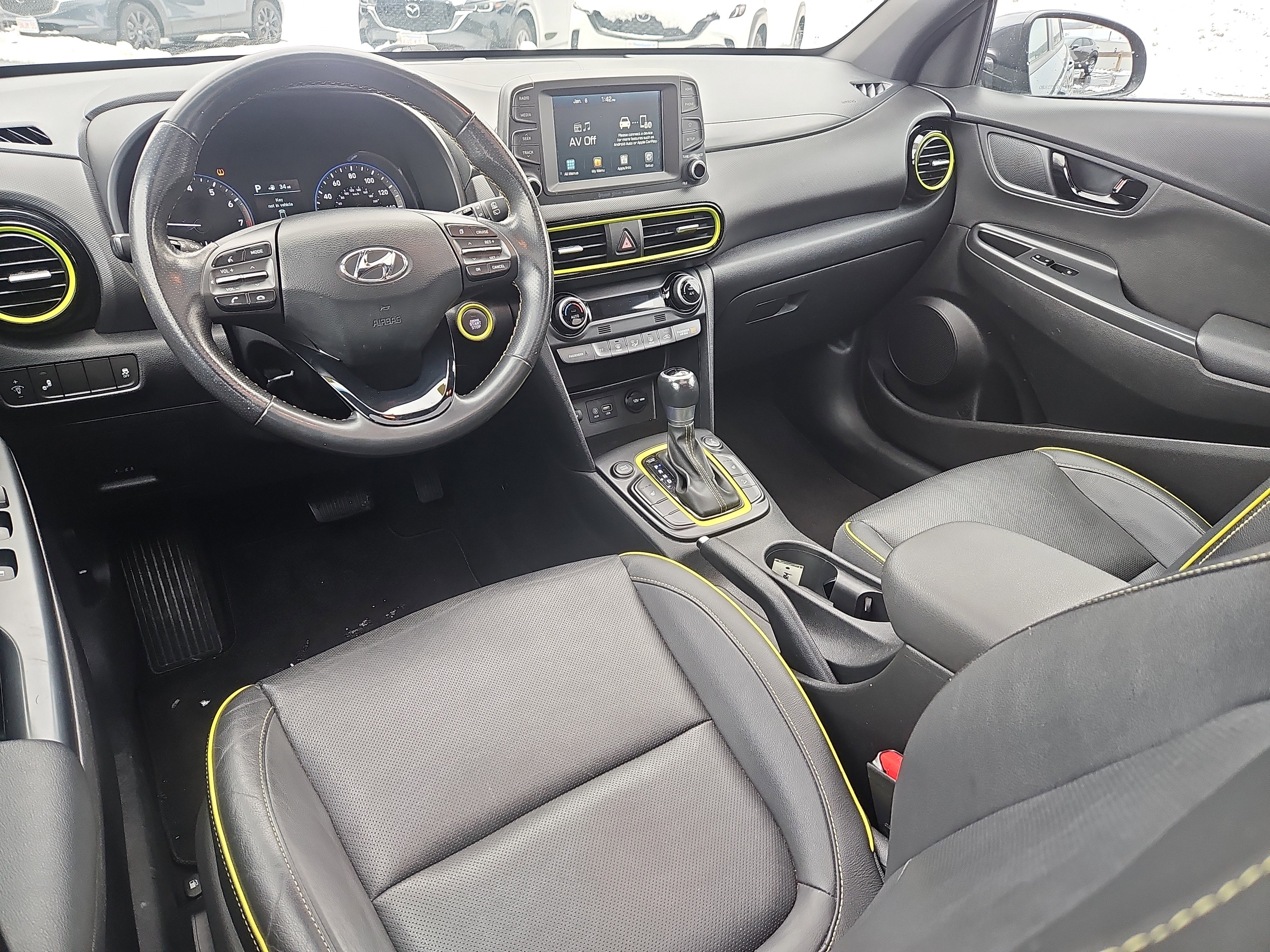 Used 2018 Hyundai Kona Limited image 3