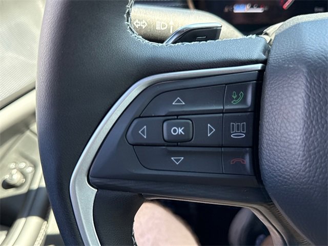 New 2025 Jeep Grand Cherokee Altitude image 18