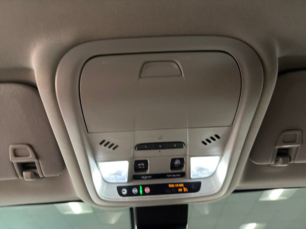 Used 2023 GMC Terrain AT4 w/ Infotainment Package II AWD/4WD image 15