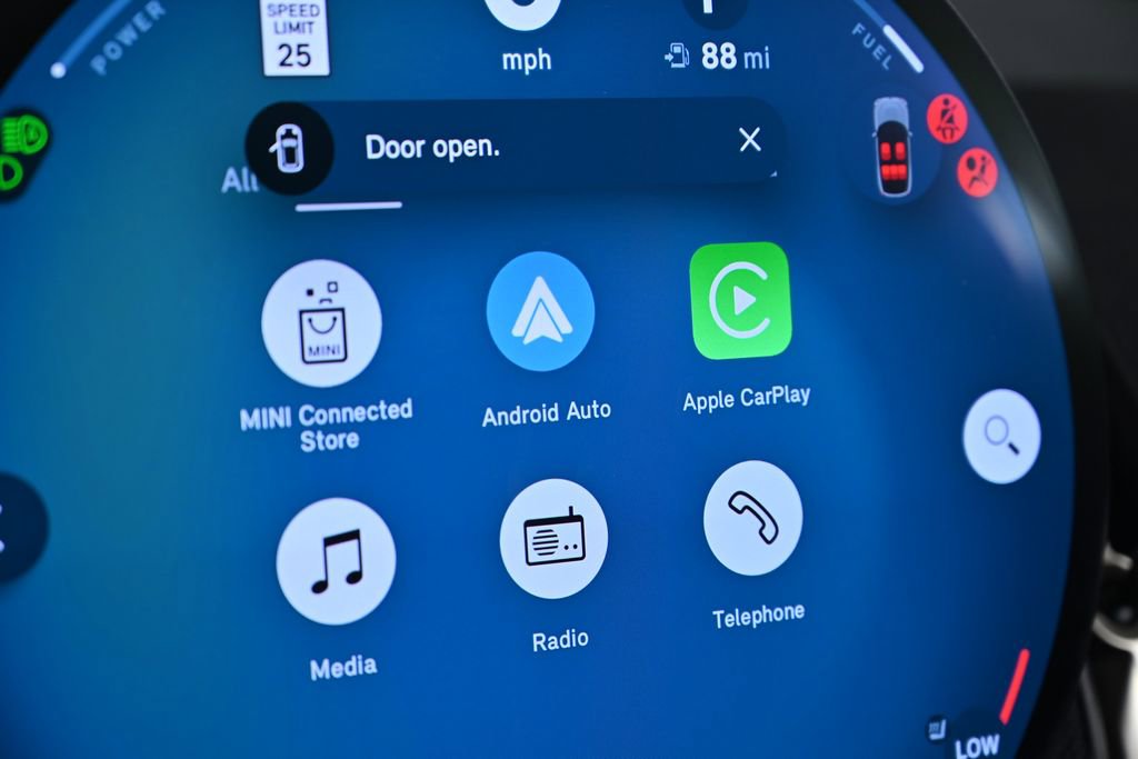 Used 2025 MINI Cooper Countryman S image 17