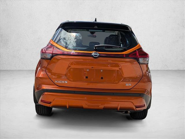 Used 2023 Nissan Kicks SR w/ SR Premium Package FWD image 6