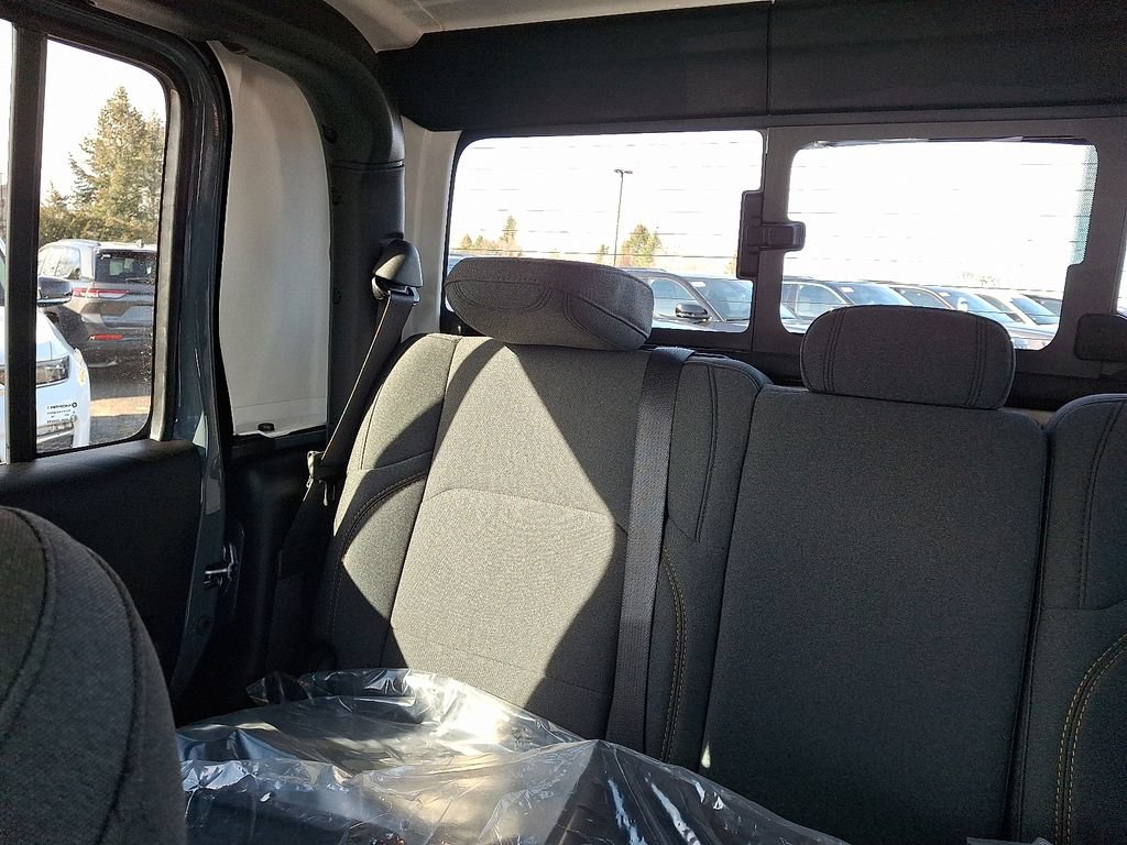 New 2026 Jeep Gladiator Sport AWD/4WD image 13