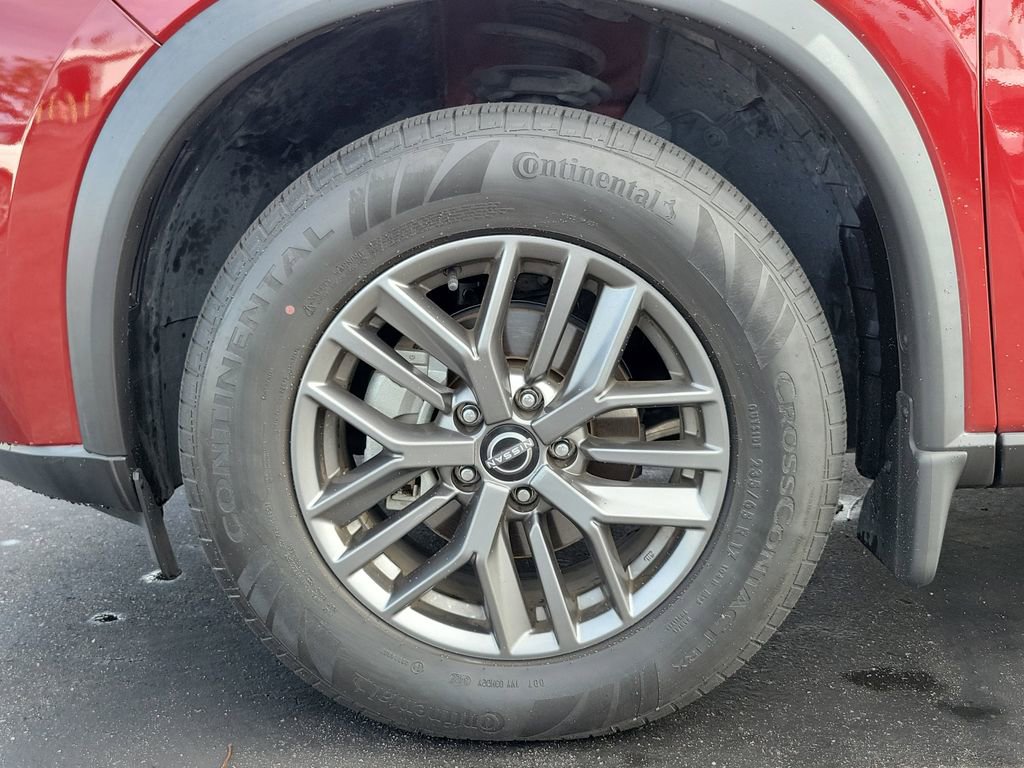 Certified 2023 Nissan Rogue S image 27