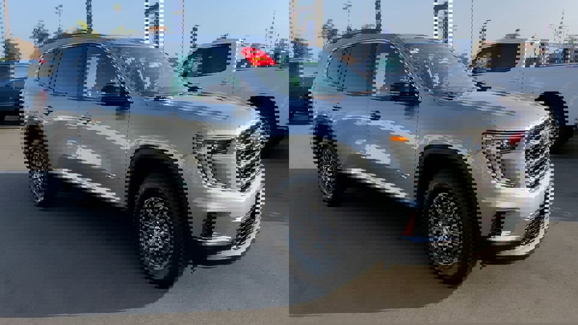 Used 2025 GMC Acadia Elevation image 3