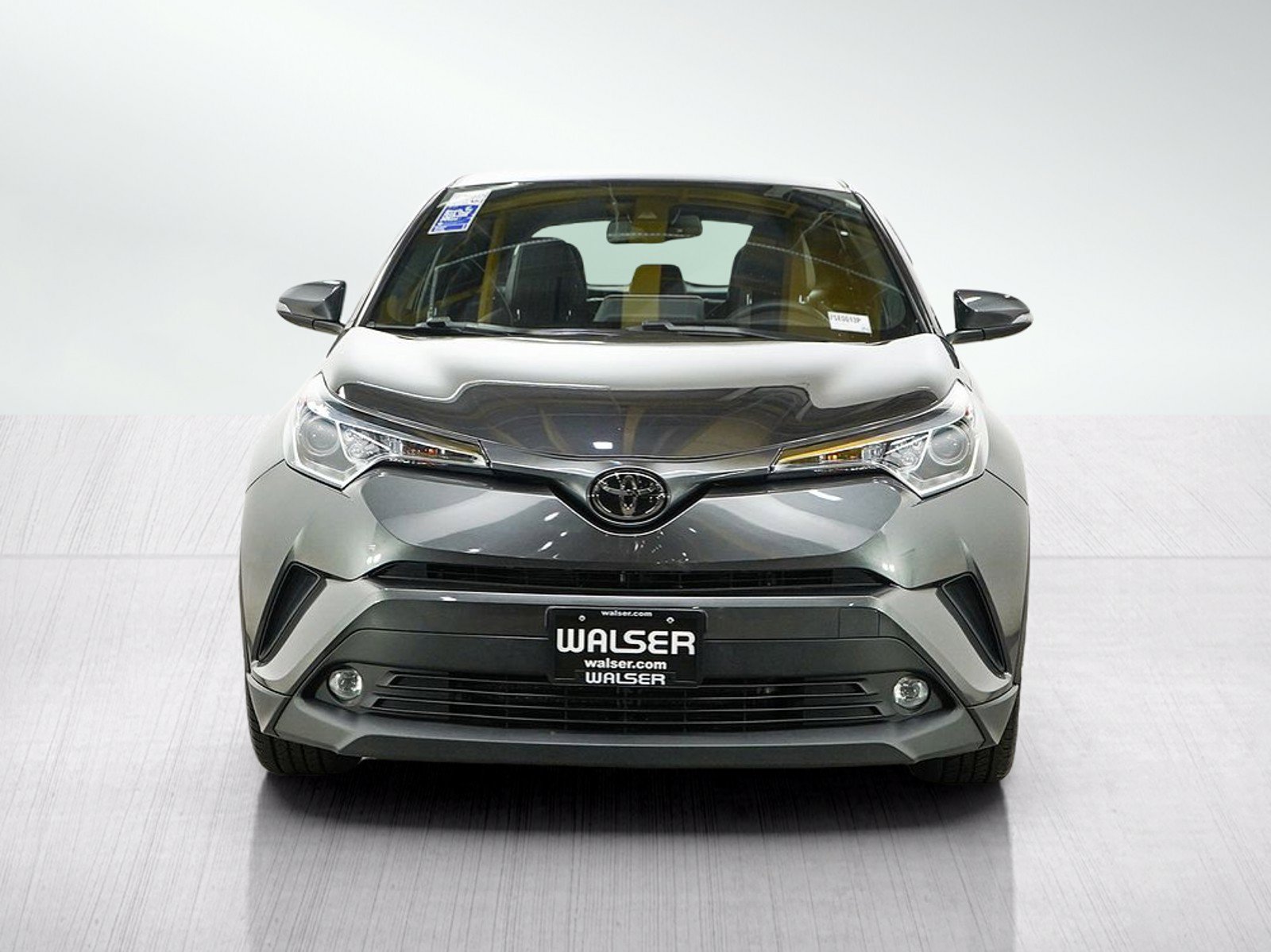 Used 2019 Toyota C-HR Limited FWD image 8