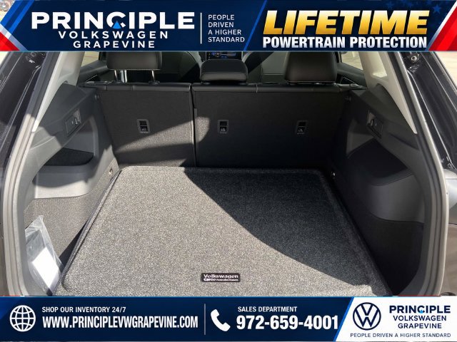 New 2027 Volkswagen Tiguan SE FWD image 25