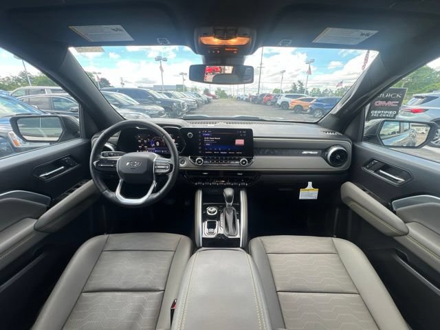 Used 2024 Chevrolet Colorado ZR2 w/ ZR2 Convenience Package III AWD/4WD image 20