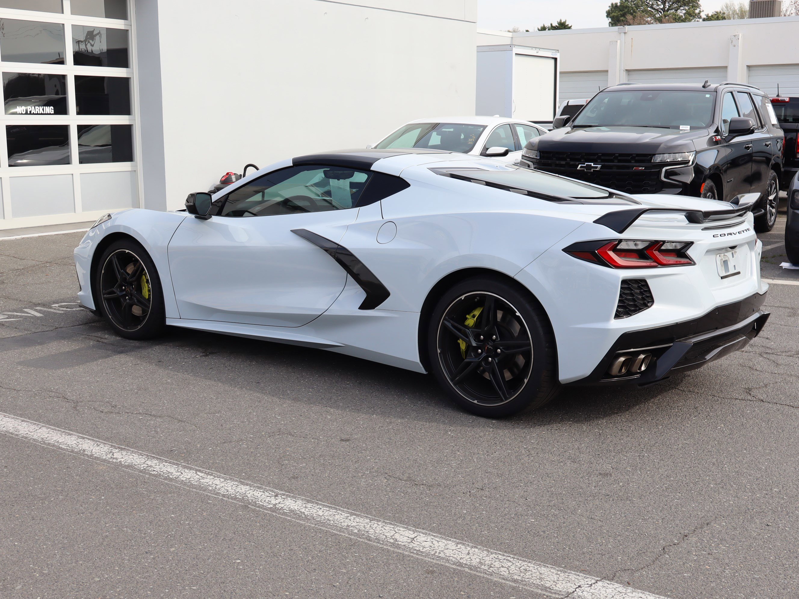 Used 2020 Chevrolet Corvette Stingray Preferred Cpe w/ 2LT Preferred Equipment Group image 8
