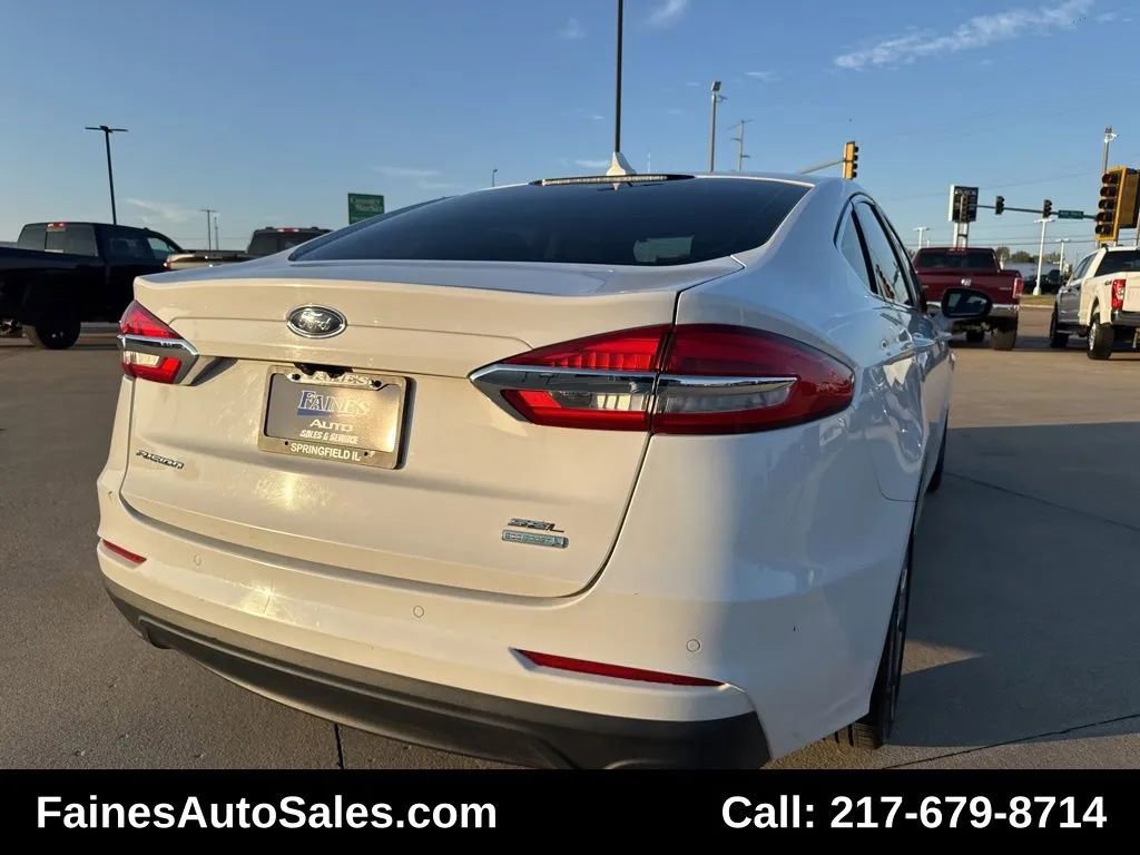 Used 2019 Ford Fusion SEL FWD image 17