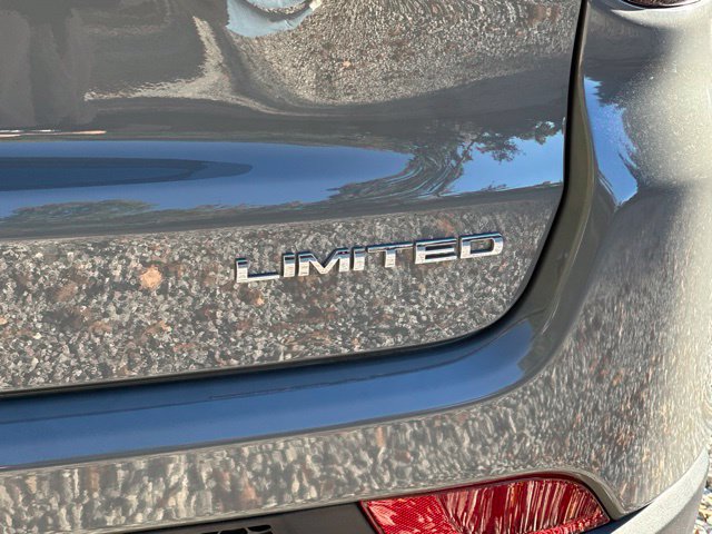 Used 2022 Jeep Compass Limited w/ Sun and Sound Group AWD/4WD image 14