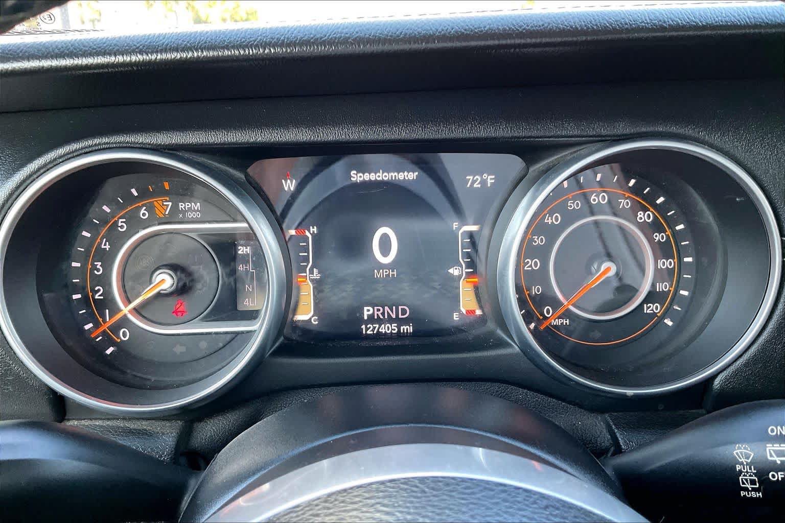 Used 2018 Jeep Wrangler Unlimited Sahara AWD/4WD image 25