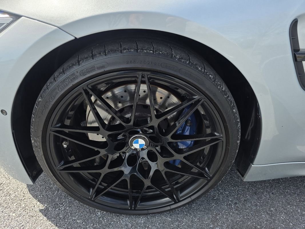 Used 2017 BMW M4 image 42