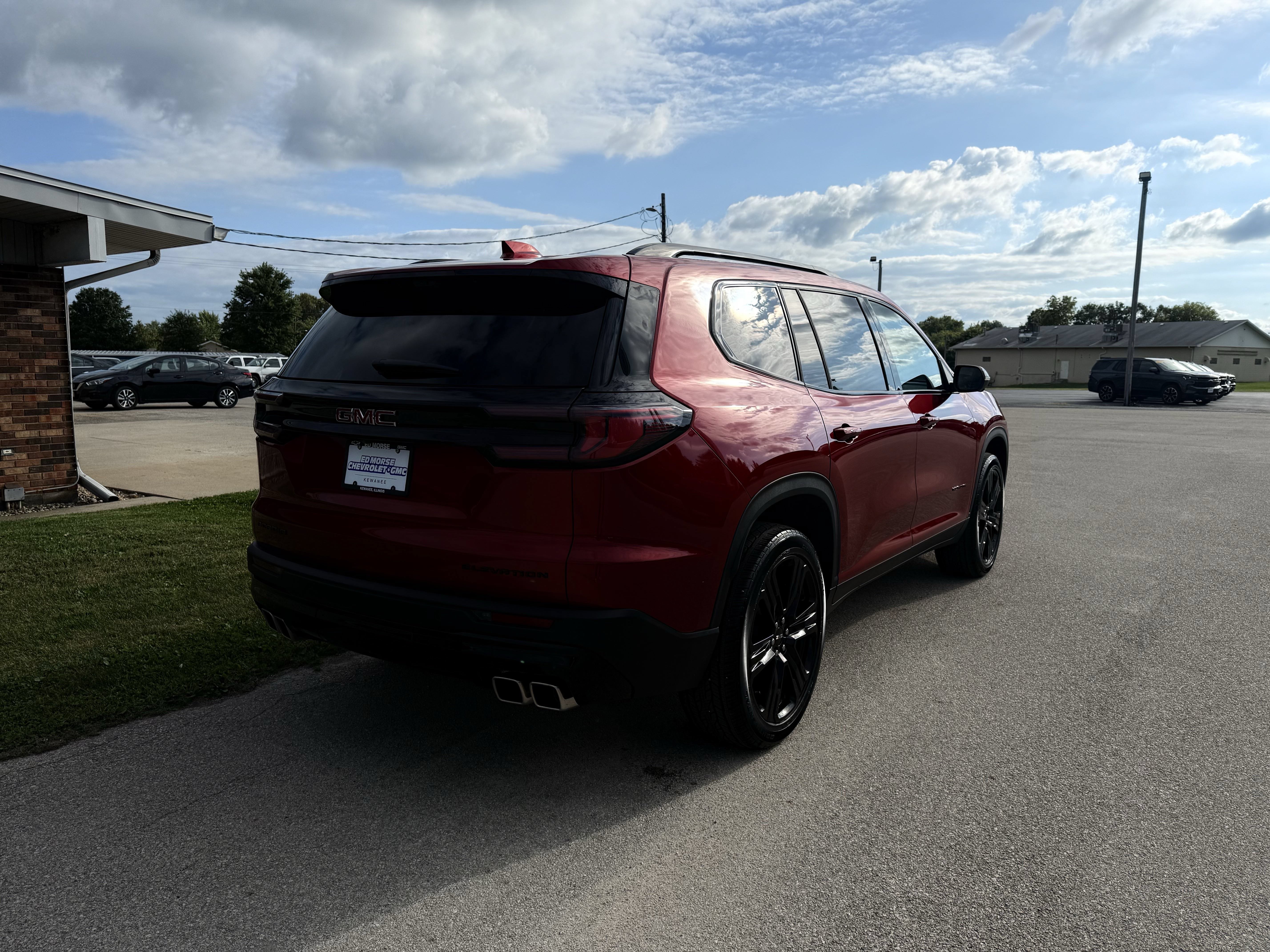 New 2026 GMC Acadia Elevation w/ Black Edition FWD image 5