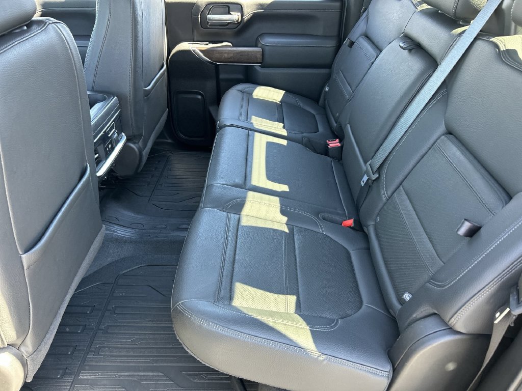 Used 2020 GMC Sierra 2500 Denali w/ Denali Ultimate Package AWD/4WD image 26