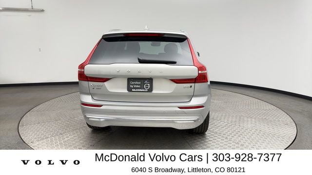 Used 2023 Volvo XC60 B5 Ultimate w/ Climate Package AWD/4WD image 3