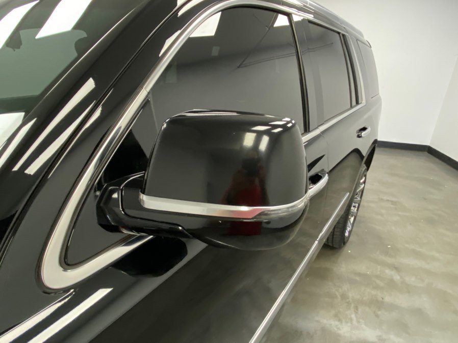 Used 2017 Cadillac Escalade Platinum AWD/4WD image 12