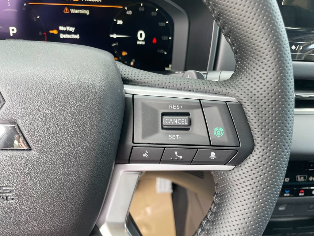 New 2026 Mitsubishi Outlander SEL AWD/4WD image 17