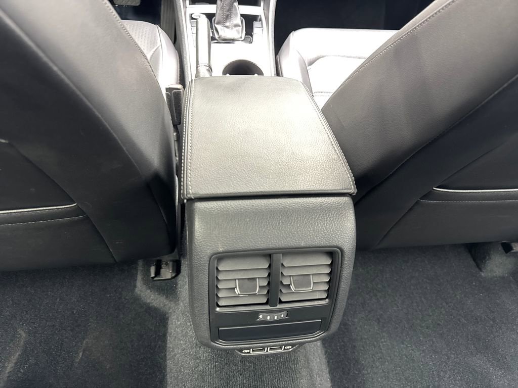 Used 2022 Volkswagen Passat 2.0T SE FWD image 65