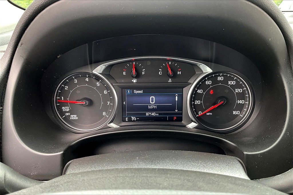 Used 2023 GMC Terrain SLE w/ Driver Convenience Package image 13