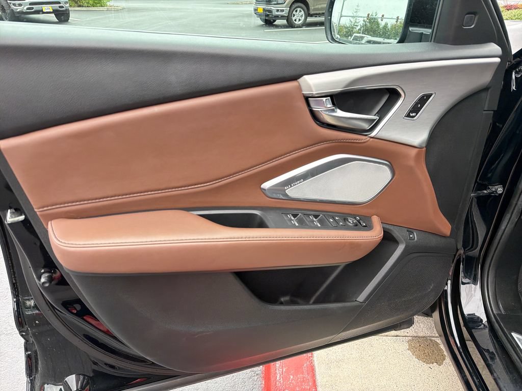 Used 2019 Acura RDX w/ Advance Package AWD/4WD image 10