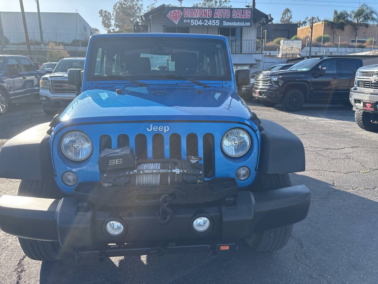 Used 2016 Jeep Wrangler Rubicon w/ Power Convenience Group AWD/4WD image 3