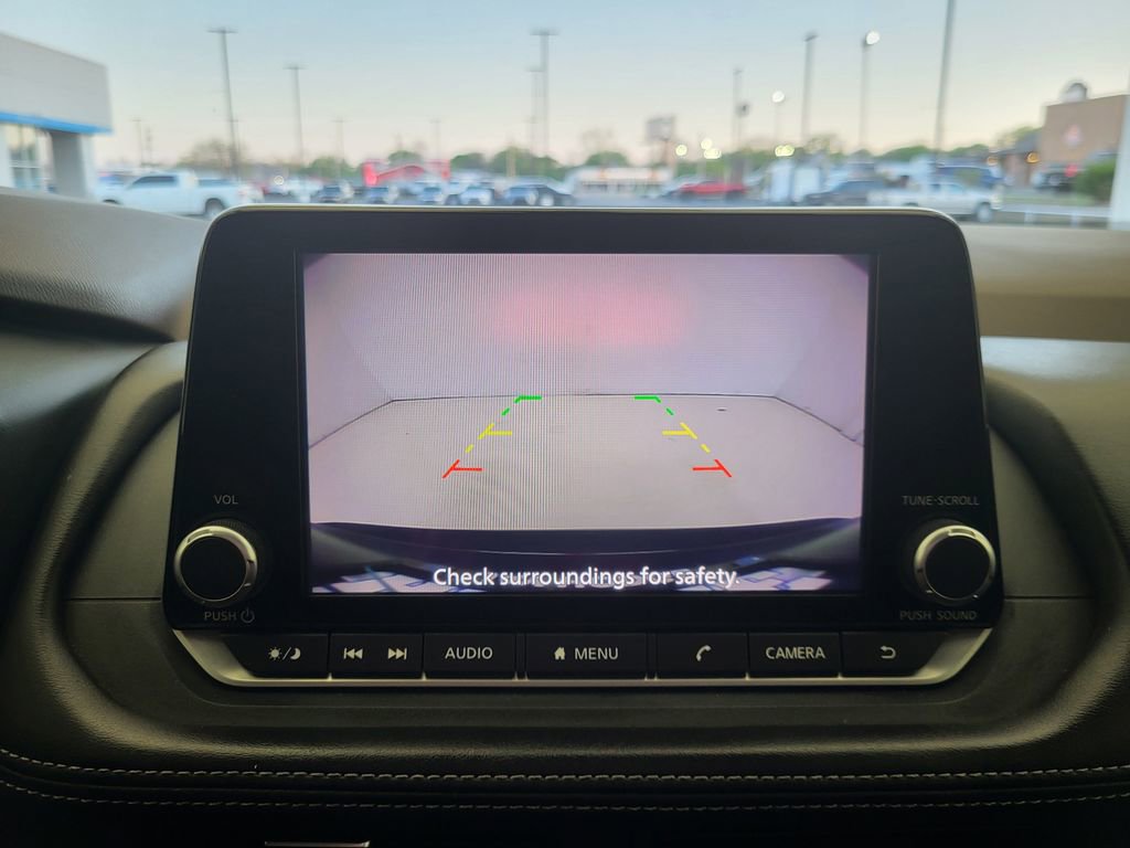 Used 2023 Nissan Rogue S FWD image 8