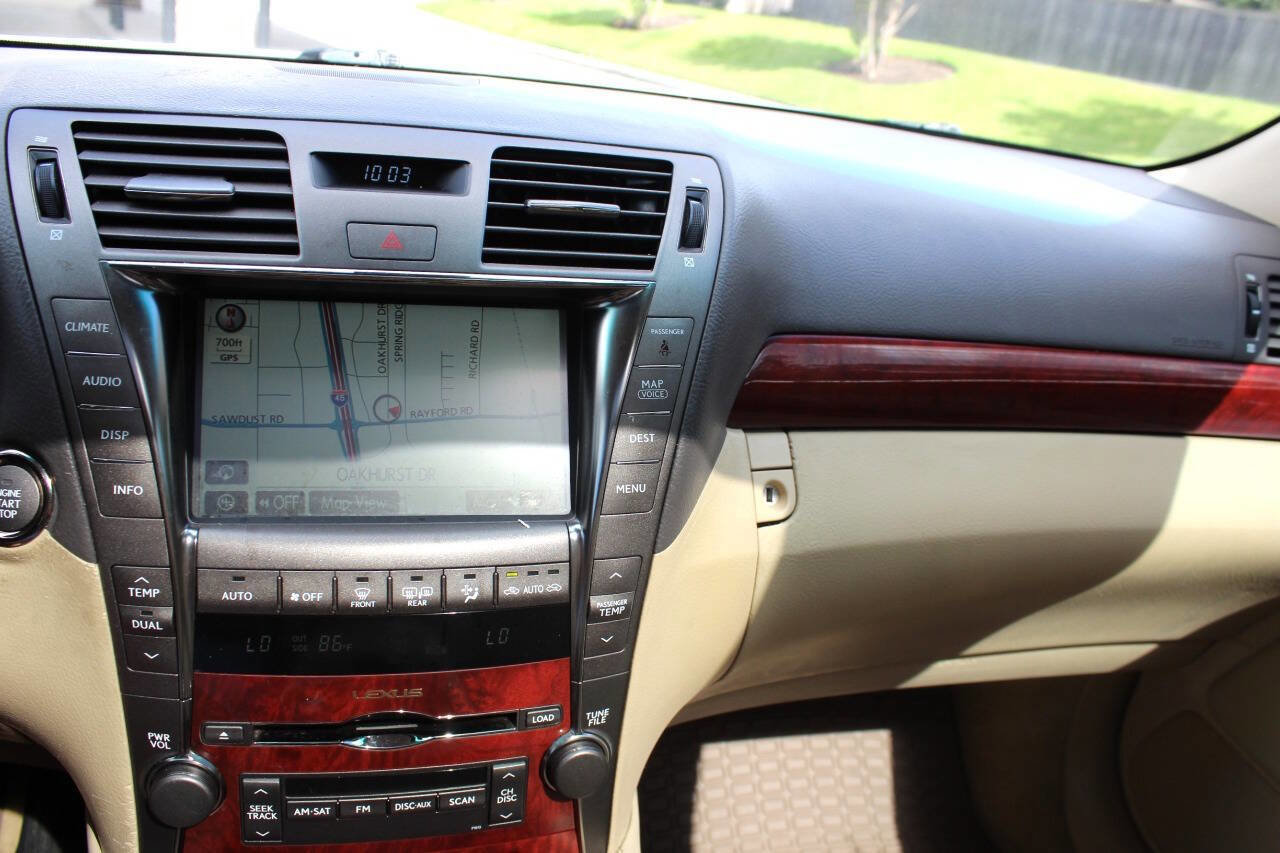 Used 2008 Lexus LS 460 RWD image 8