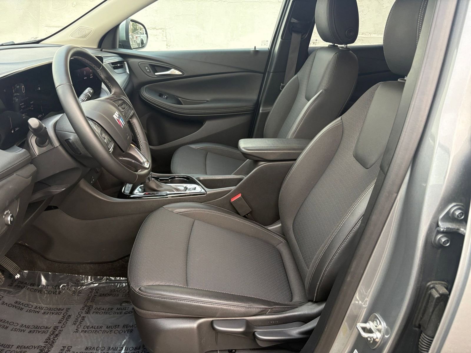 Used 2025 Buick Encore GX Preferred image 25