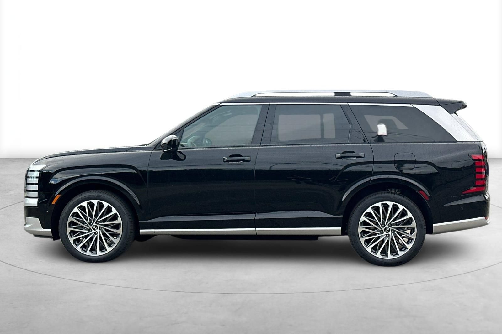 New 2026 Hyundai Palisade Calligraphy AWD/4WD image 3