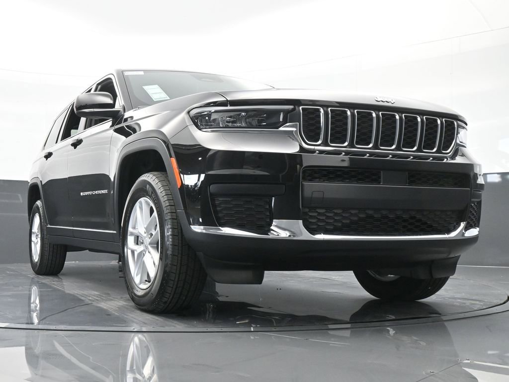 Used 2024 Jeep Grand Cherokee L Laredo w/ Luxury Tech Group I image 56