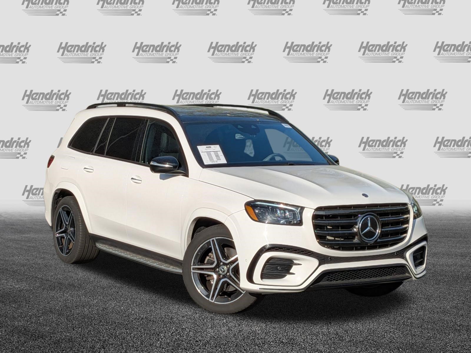 Used 2024 Mercedes-Benz GLS 450 4MATIC image 2