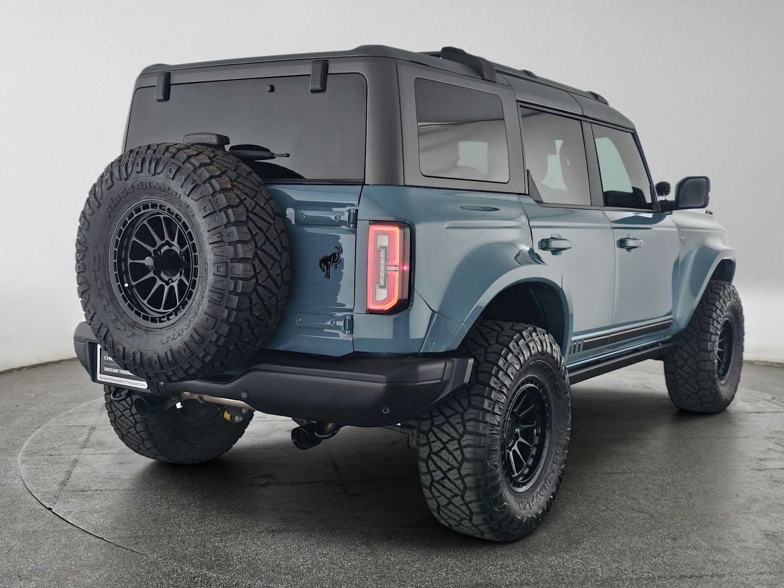 Used 2021 Ford Bronco First Edition AWD/4WD image 3