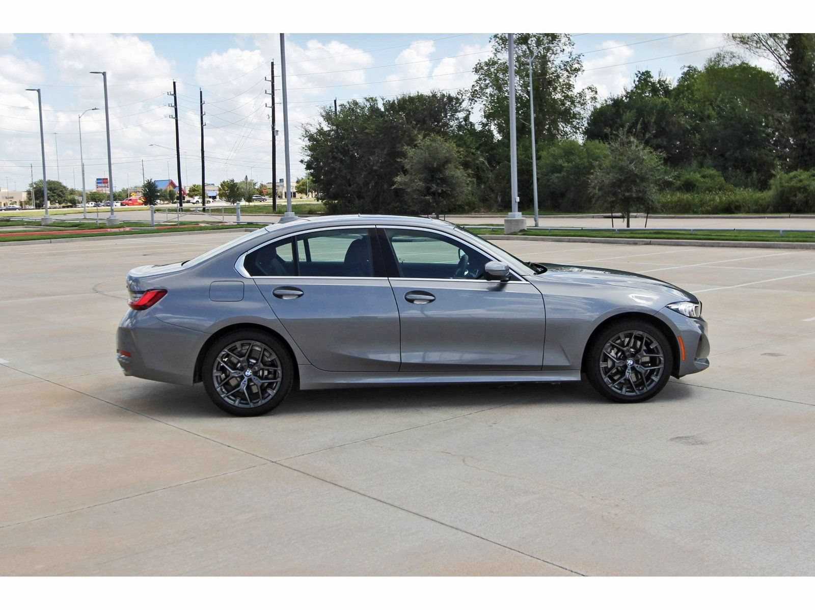 Used 2026 BMW 330i xDrive Sedan AWD/4WD image 7