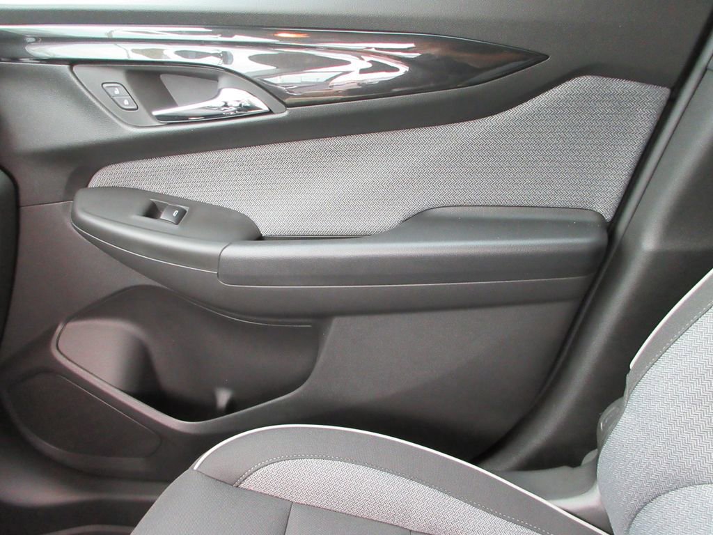 New 2026 Chevrolet TrailBlazer LT w/ Convenience Package FWD image 32