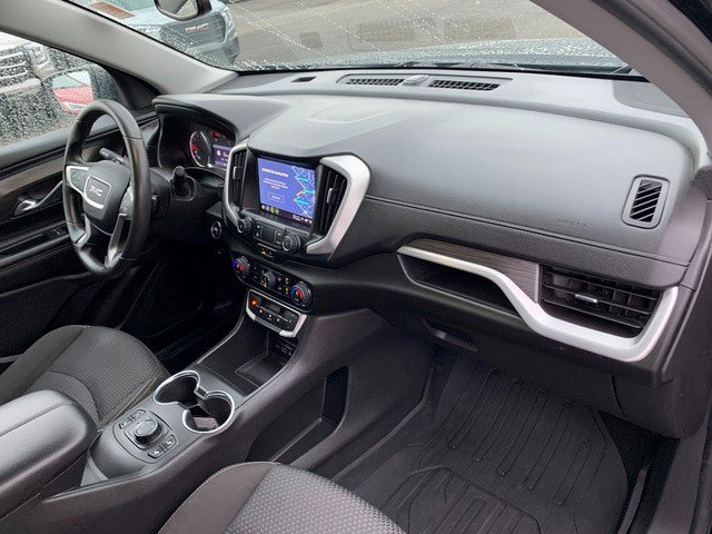 Certified 2022 GMC Terrain SLE w/ Driver Convenience Package image 17