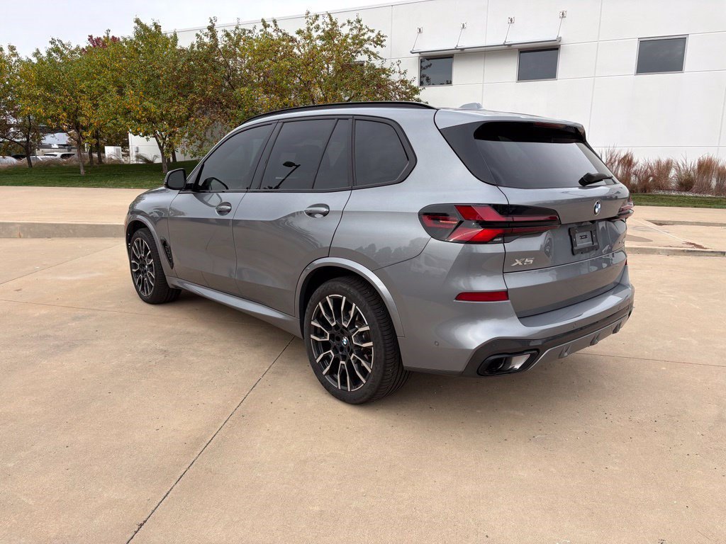 Used 2024 BMW X5 xDrive40i w/ Executive Package AWD/4WD image 7